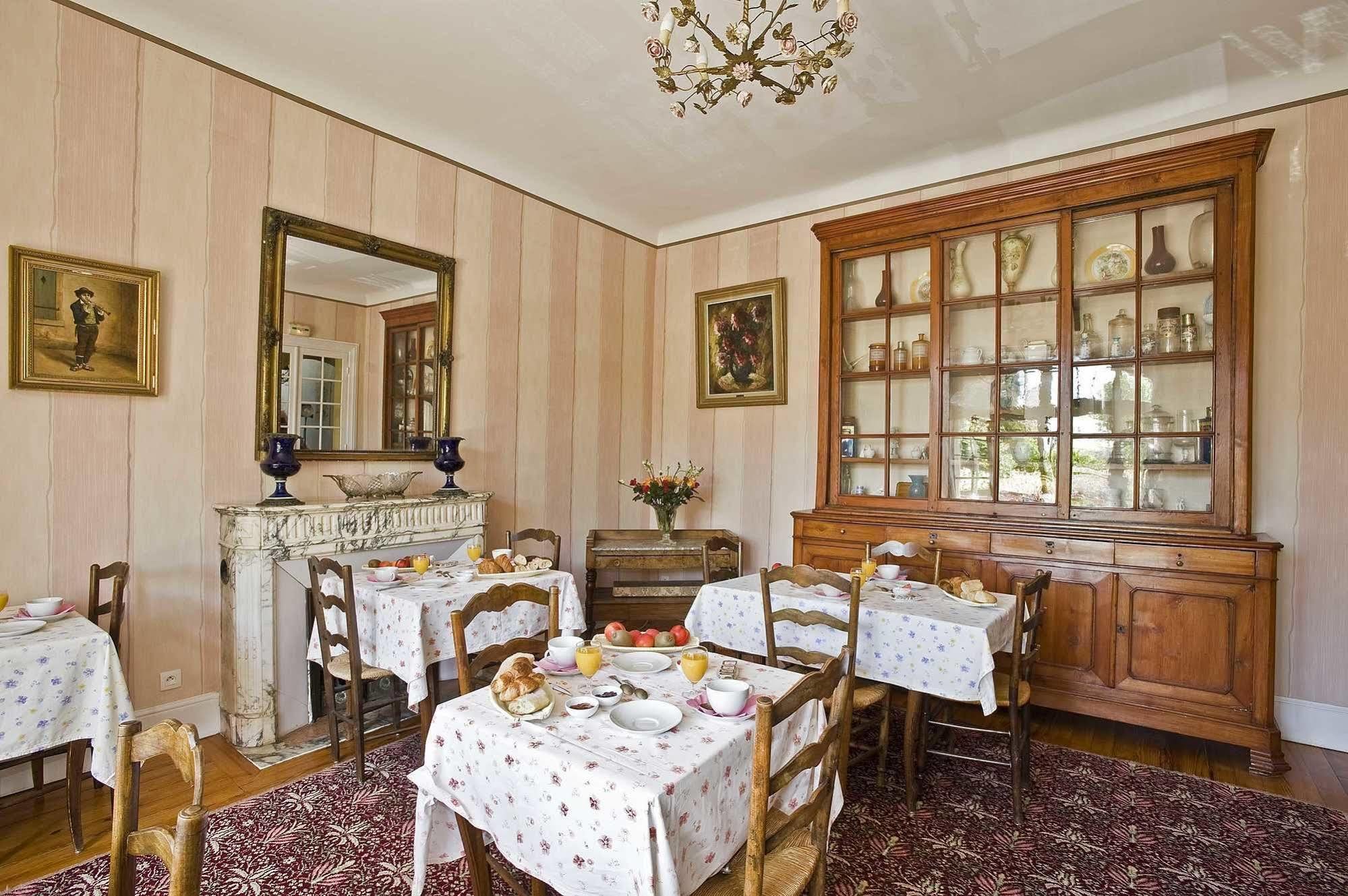 סן-ז'אן-דה-לוז Hotel Les Goelands מראה חיצוני תמונה